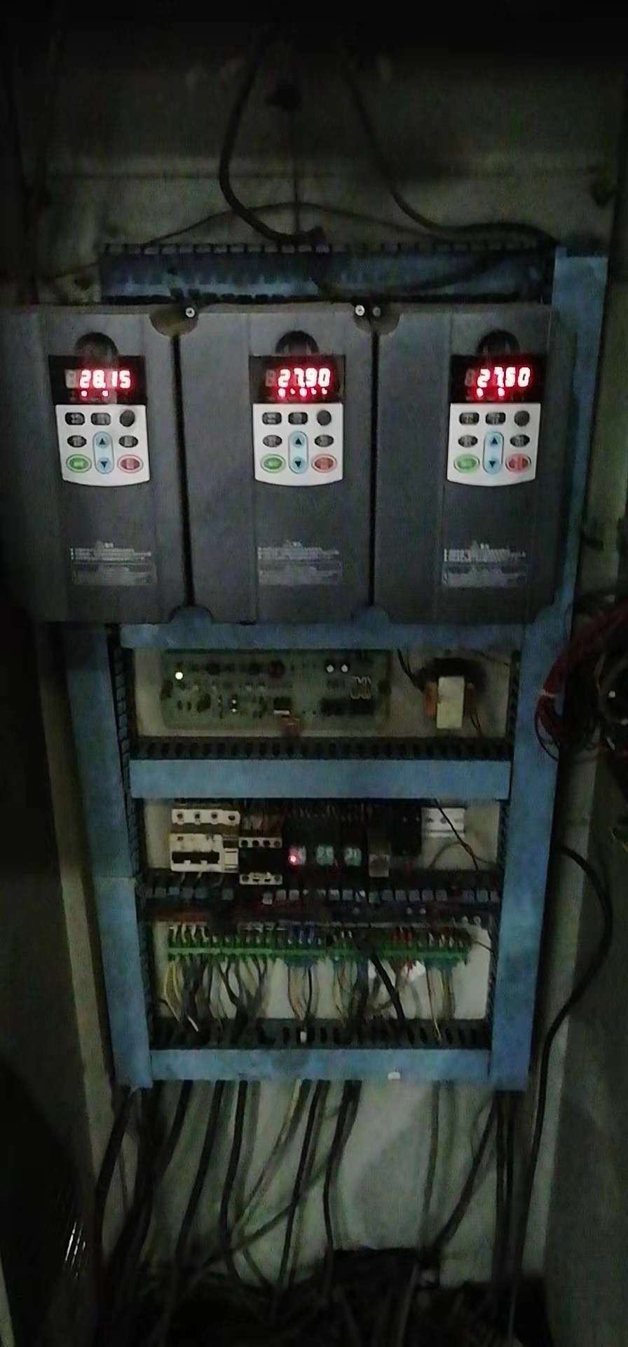 “三科變頻器”